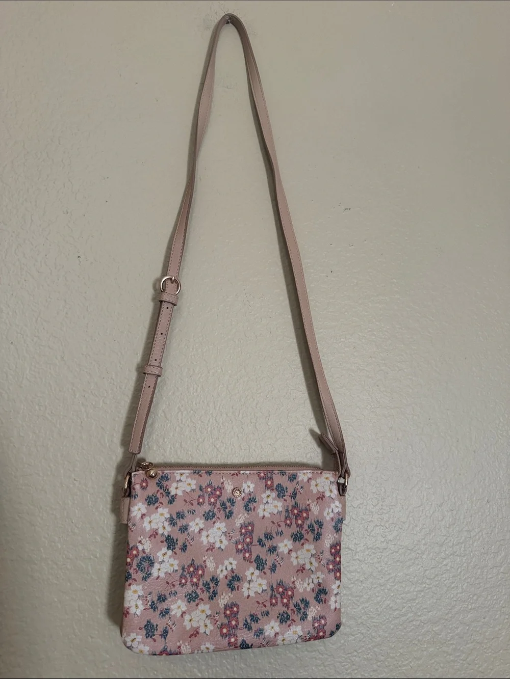 LC Lauren Conrad Pink Floral Crossbody Bag
